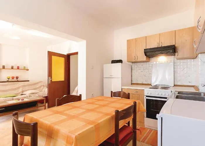 Apartment Frankovici Stara Vala - Tinjan Istra