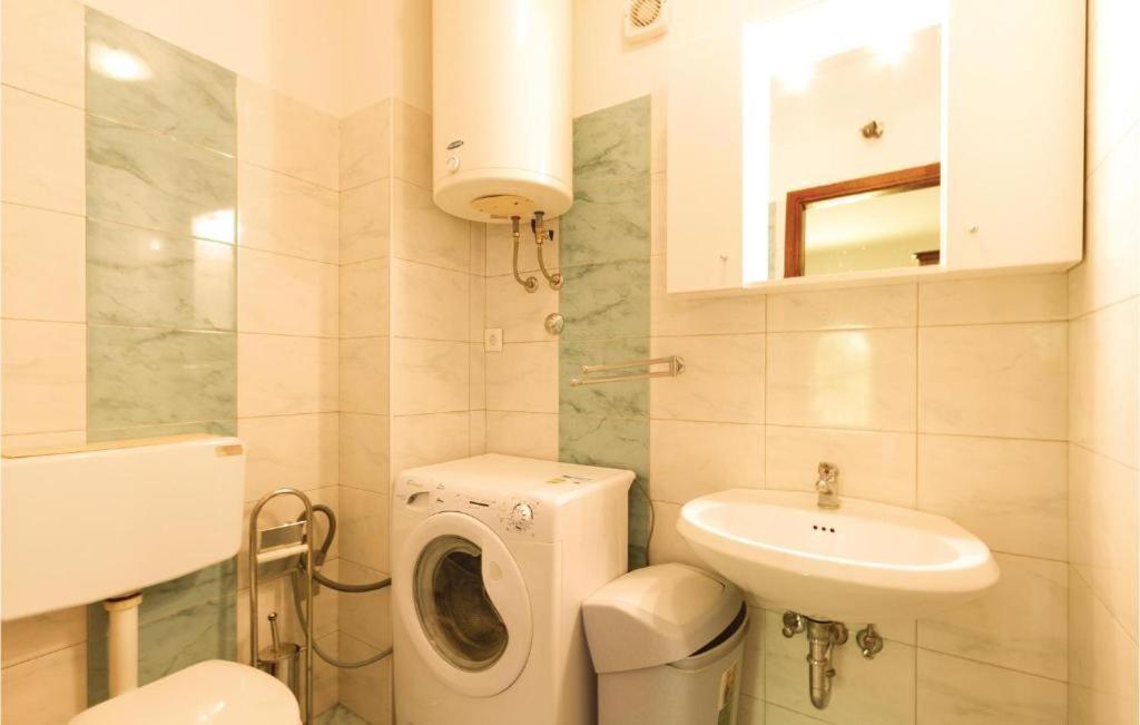 Apartment Frankovici Stara Vala - Istra Tinjan